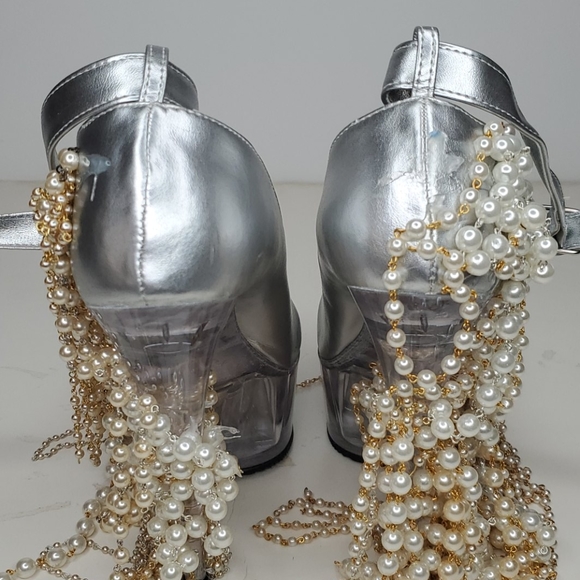 GASOLINE GLAMOUR PEARL DRIP SILVER SHOES - Picture 5 of 9